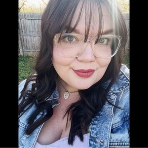 Meet your Posher, Lemikka